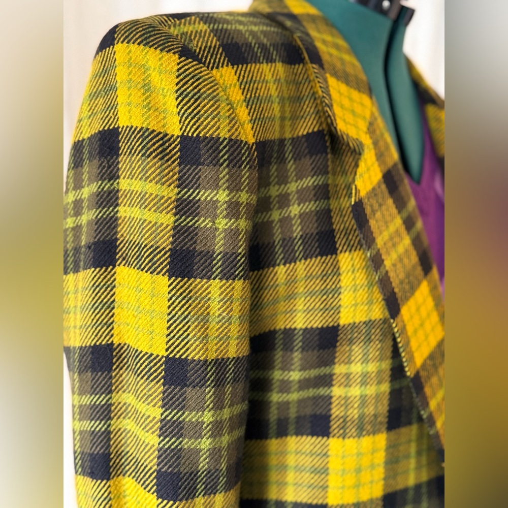 Vintage Jones New York Yellow and Black Plaid Wool Blazer Women's Size 10 - Picture 8 of 15